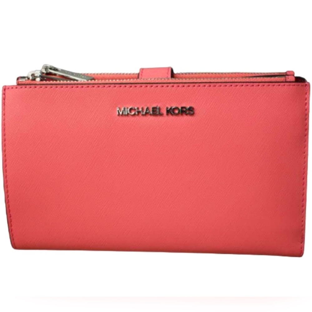 MICHAEL KORS JET SET TRAVEL ROSEWOOD
LG DOUBLE ZIP WRISTLET